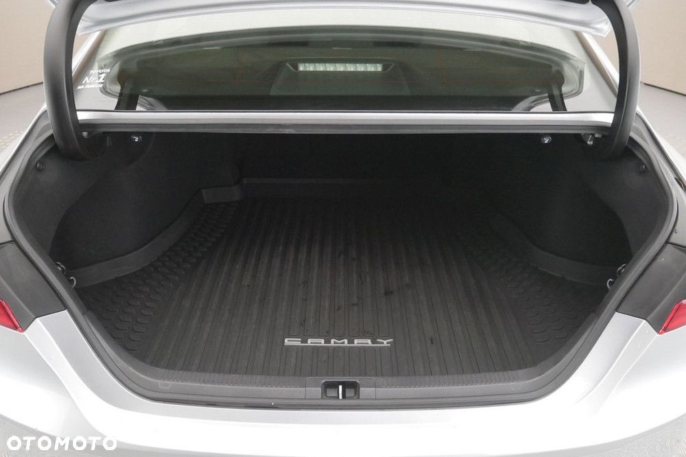 Toyota Camry 2.5 Hybrid Comfort CVT - 16