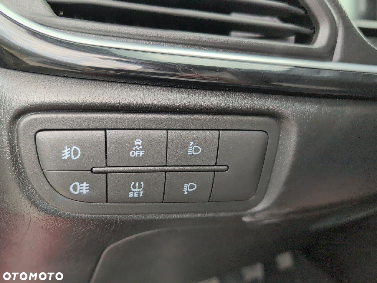 Fiat Tipo 1.6 MultiJet Cross - 15