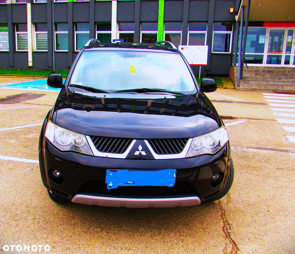 Mitsubishi Outlander 2.2 DID Instyle - 1