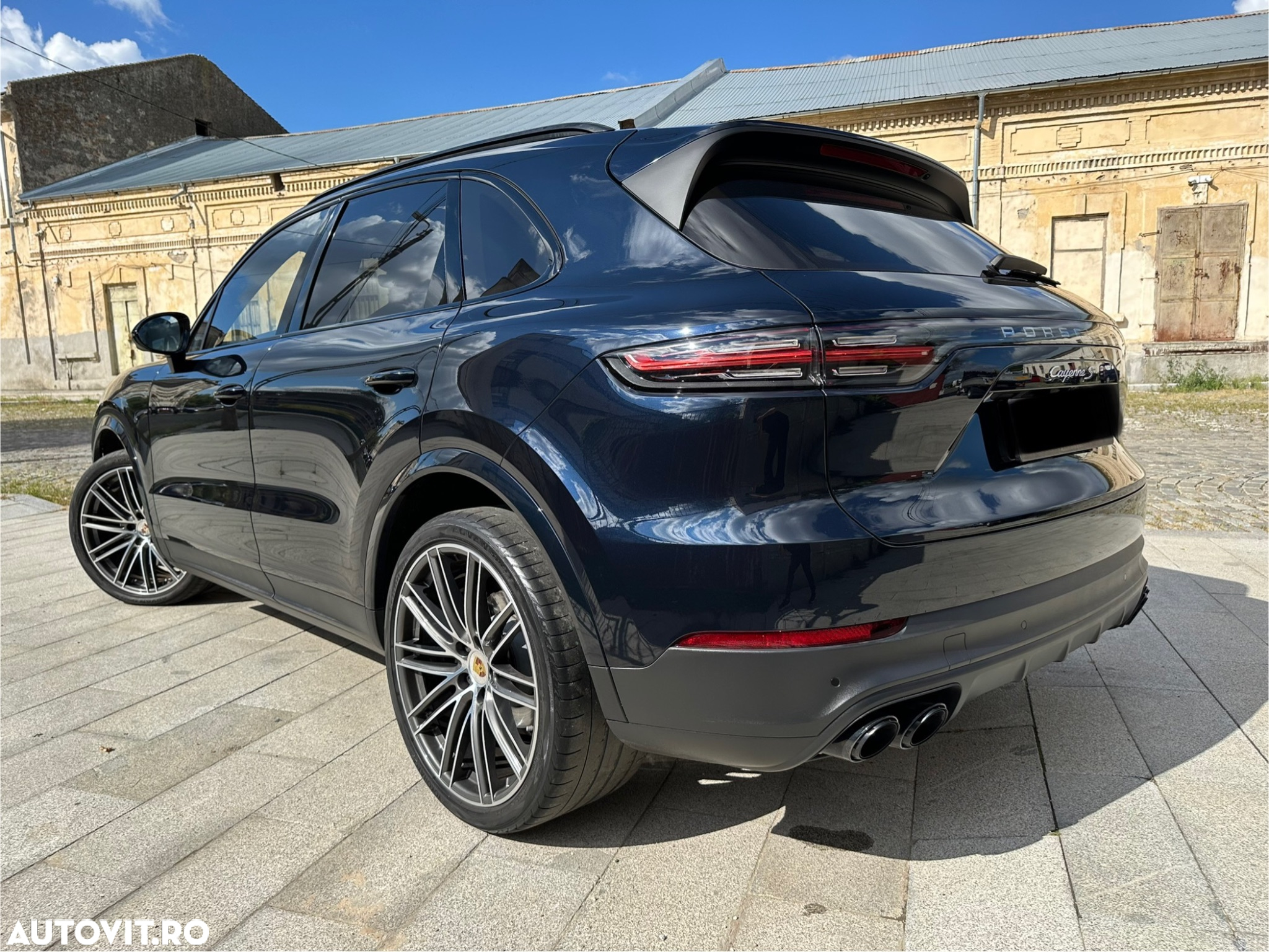 Porsche Cayenne - 5