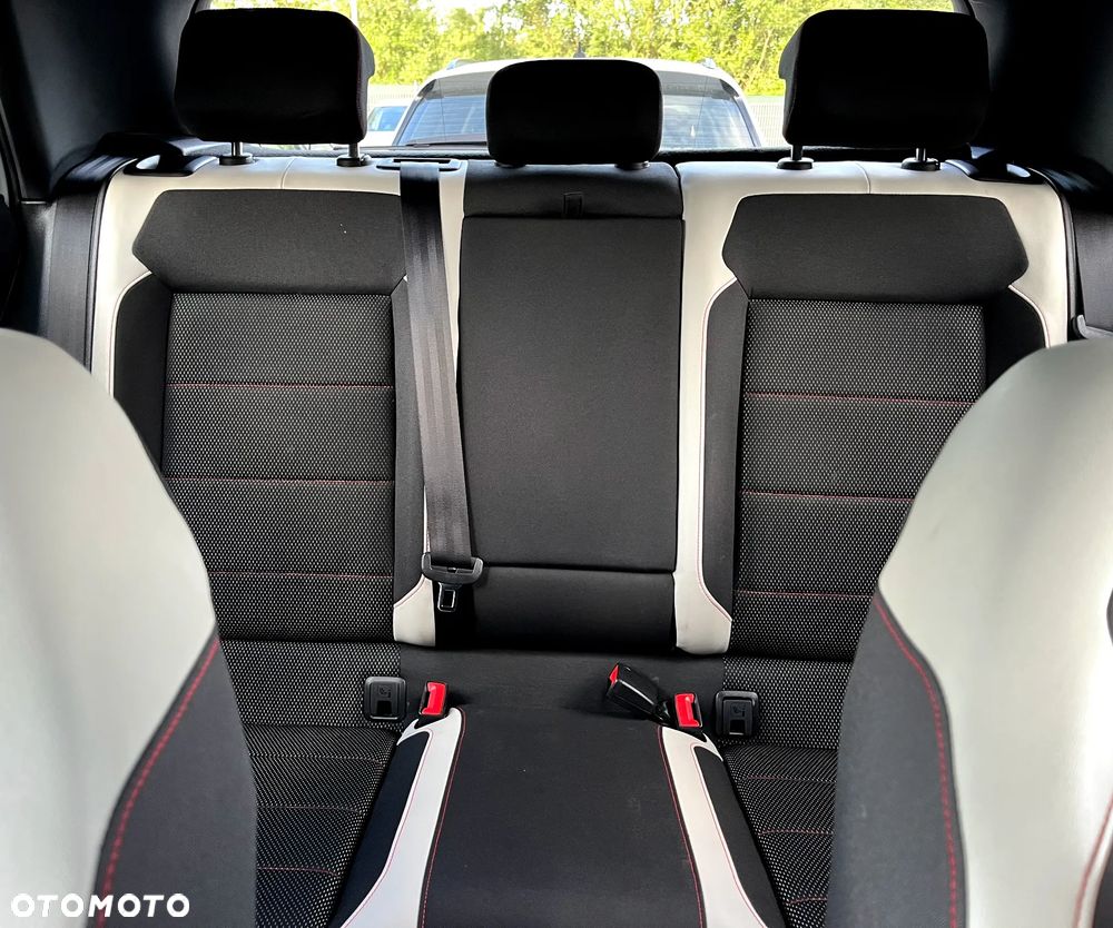 Volkswagen T-Roc 1.5 TSI ACT Premium - 21
