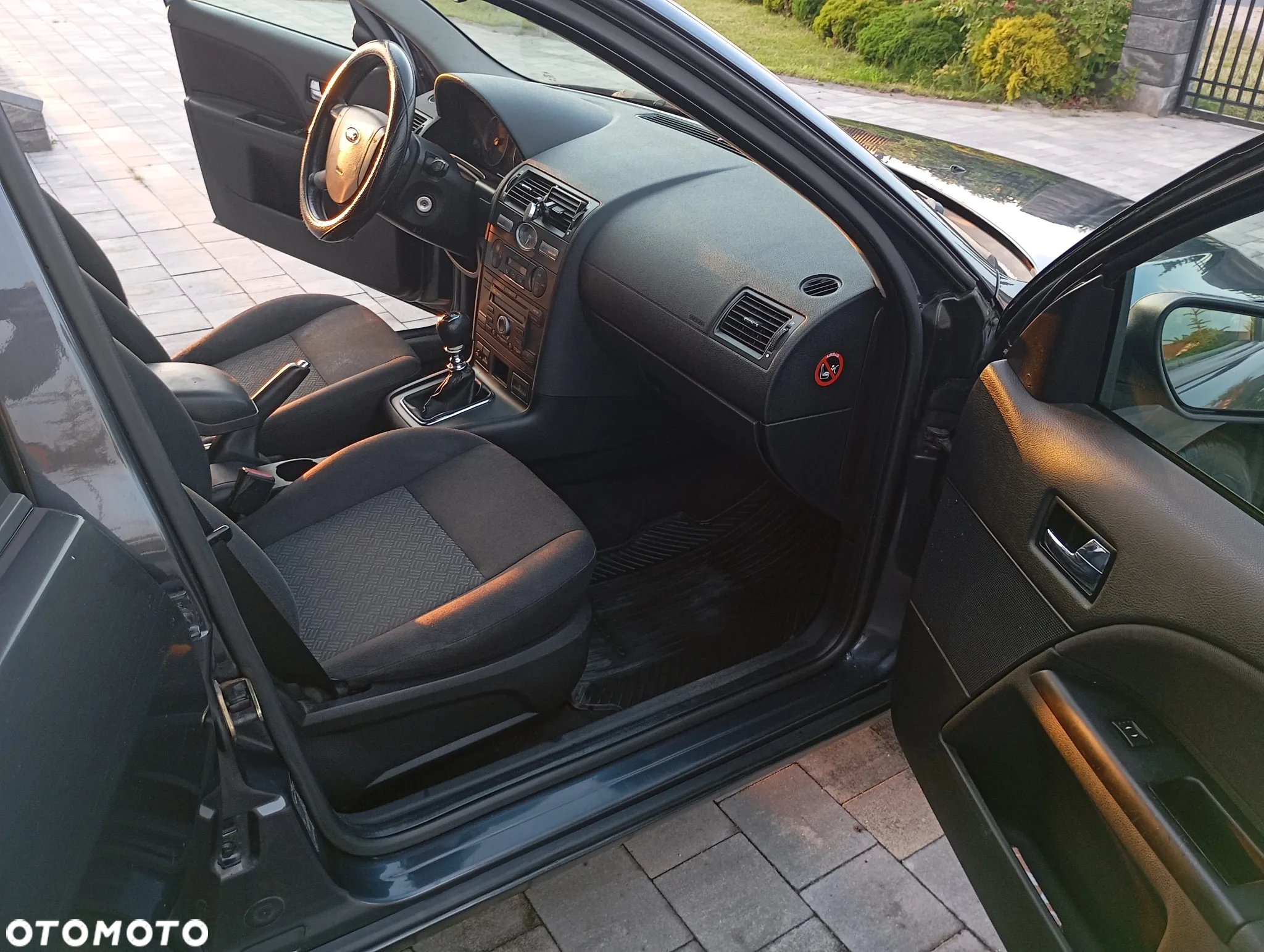 Ford Mondeo 2.0 TDCi X - 15