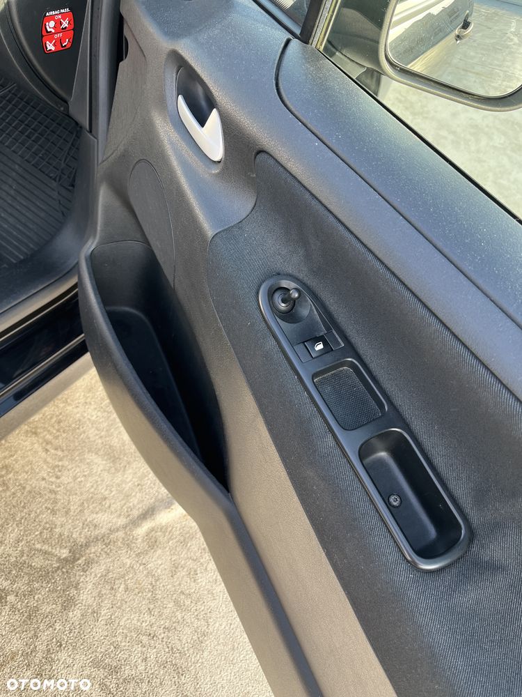 Peugeot 207 - 5