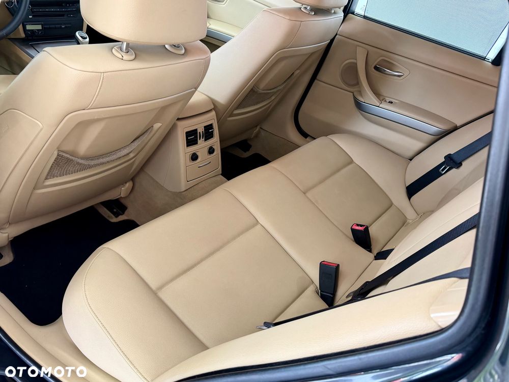 BMW Seria 3 - 20