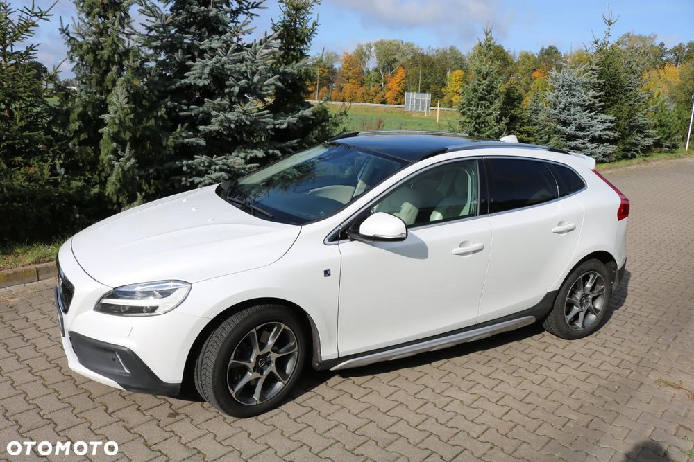 Volvo V40 T4 Drive-E Ocean Race - 3