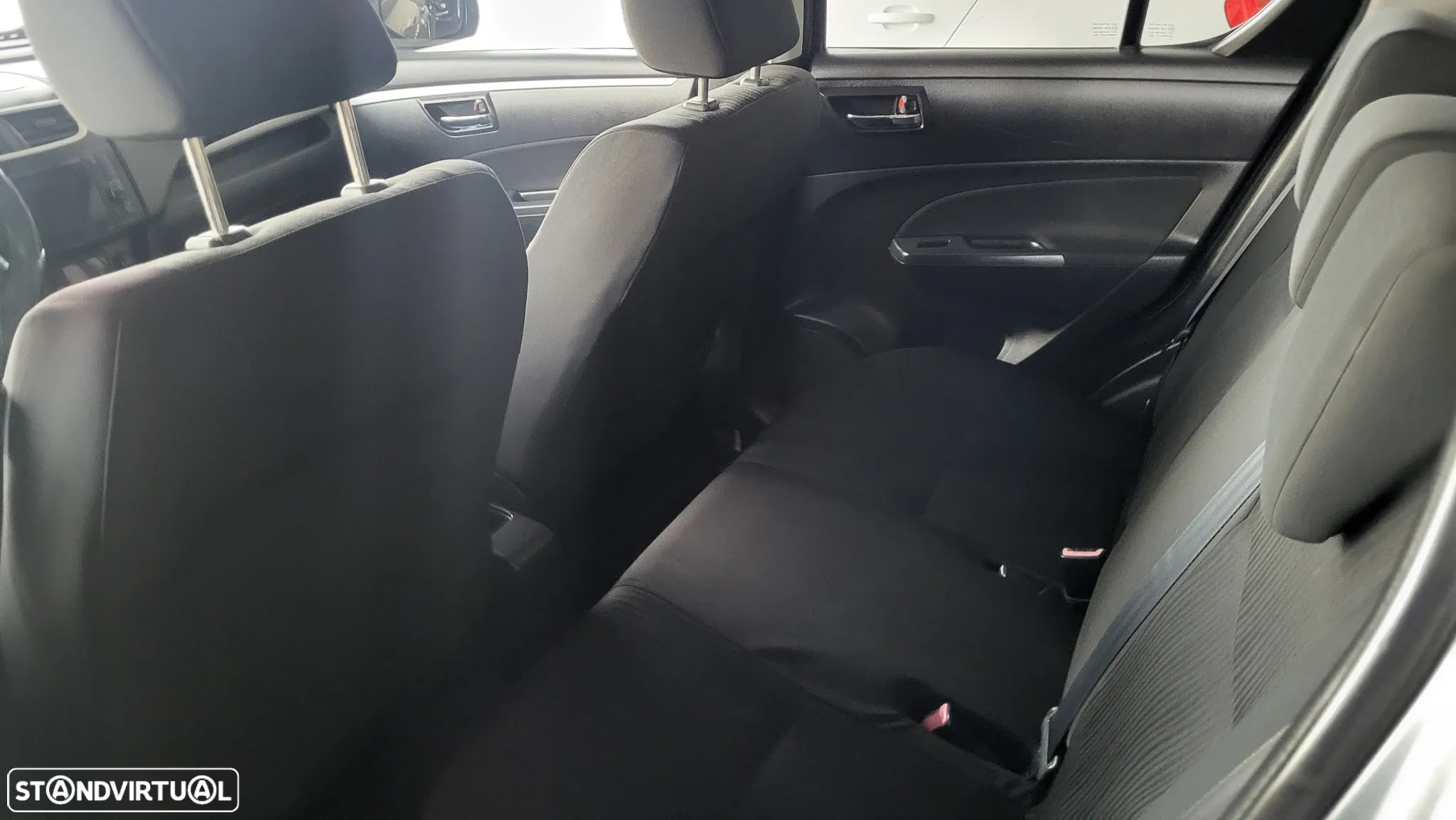 Suzuki Swift 1.2 VVT GLX - 13