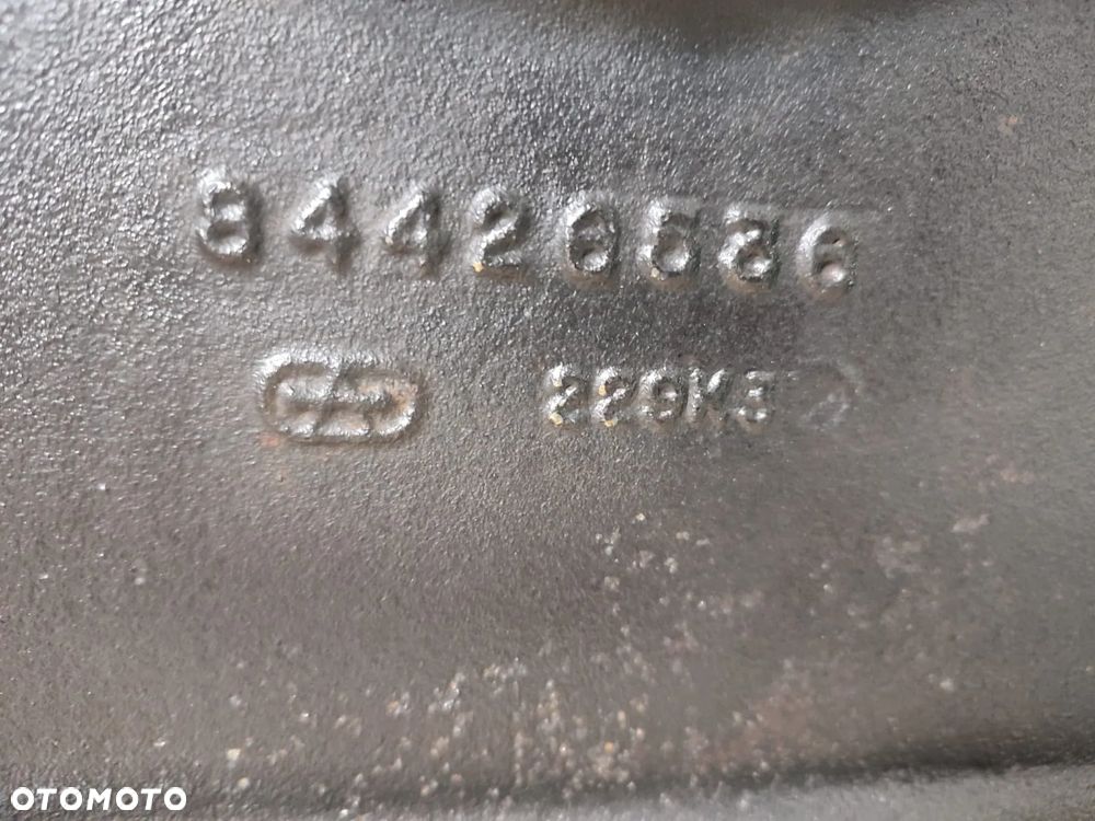 Skrzynia biegów 84141370 New Holland T8.360 - 13