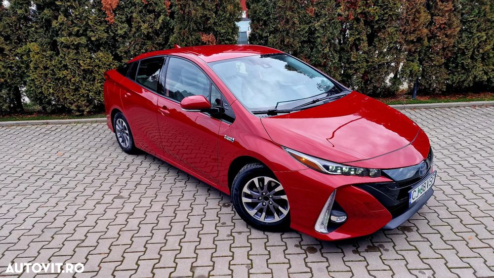 Toyota Prius Hybrid Executive - 2