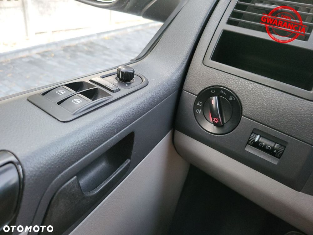 Volkswagen Transporter - 26