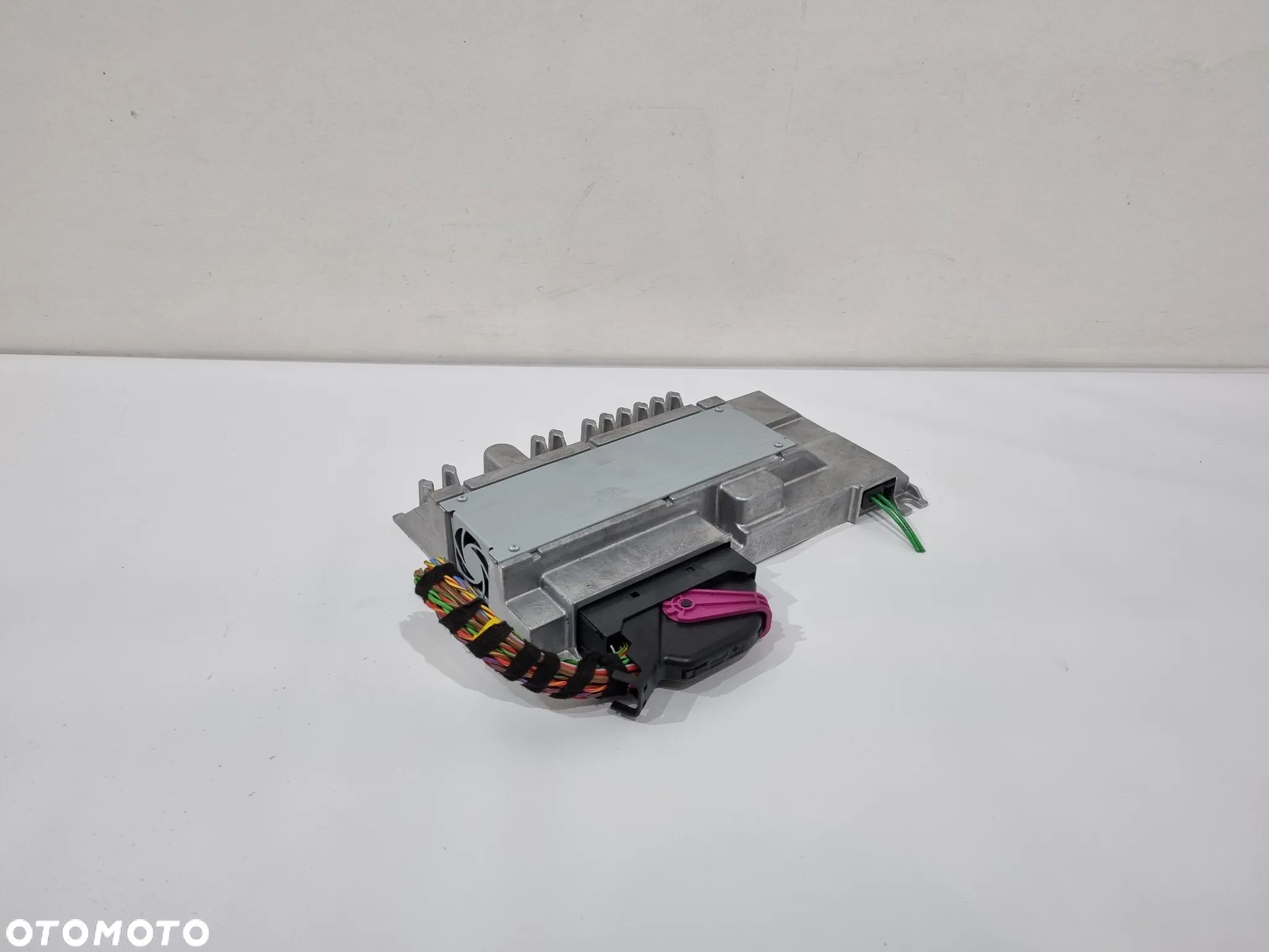 AUDI A6 C7 A7 A8 Q7 Q8 WZMACNIACZ BANG OLUFSEN 4N0035223C - 1