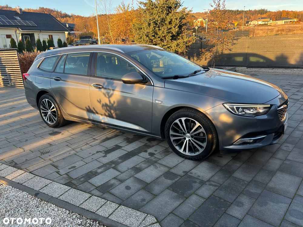 Opel Insignia Sports Tourer 2.0 BiTurbo Diesel 4x4 Exclusive - 4