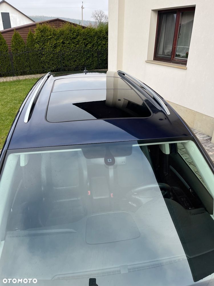 Volkswagen Sharan 2.0 TDI BlueMotion Technology Highline - 11