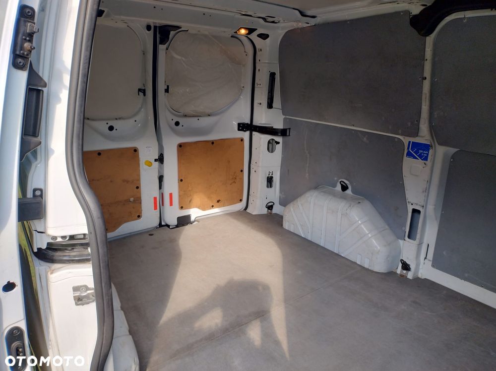 Ford Transit Custom - 12