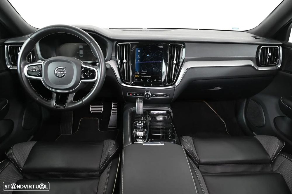 Volvo S60 2.0 T8 PHEV Polestar AWD - 4