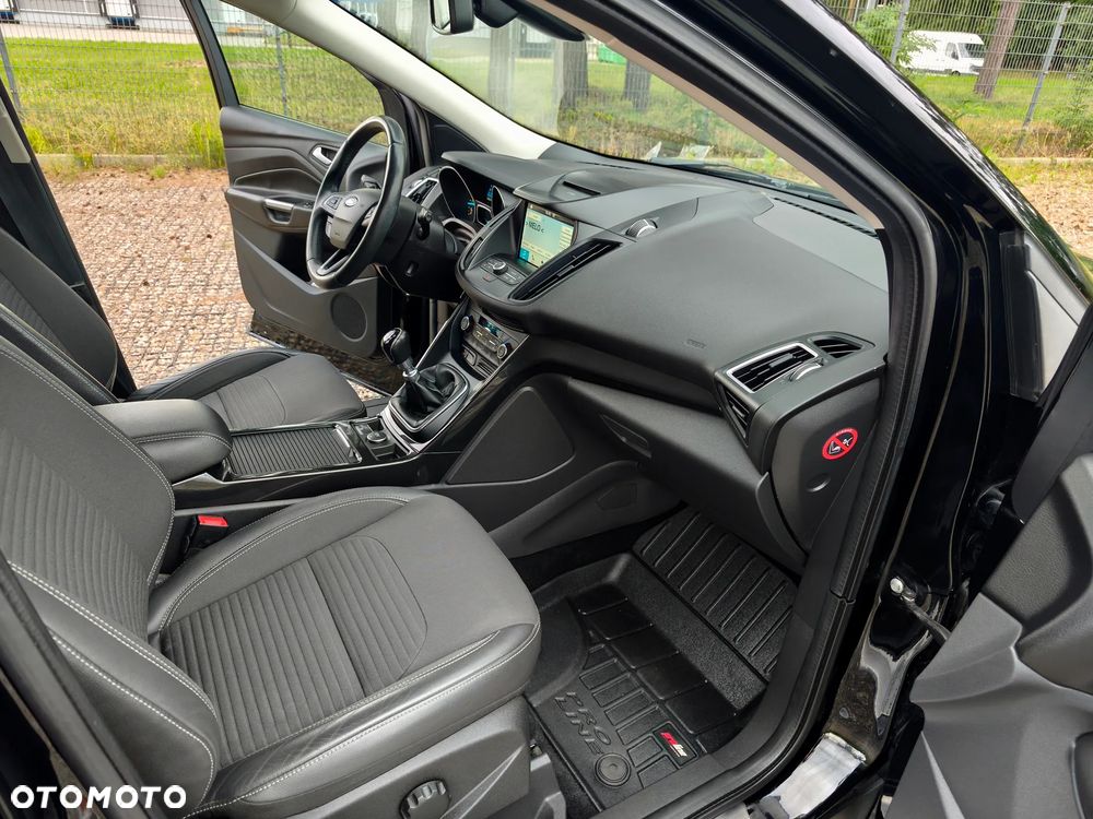 Ford Kuga 2.0 TDCi 4WD Titanium Plus - 14