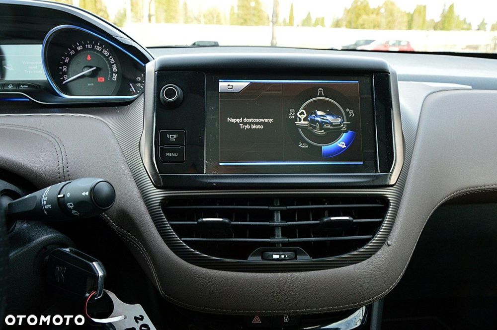 Peugeot 2008 120 VTI Allure - 32