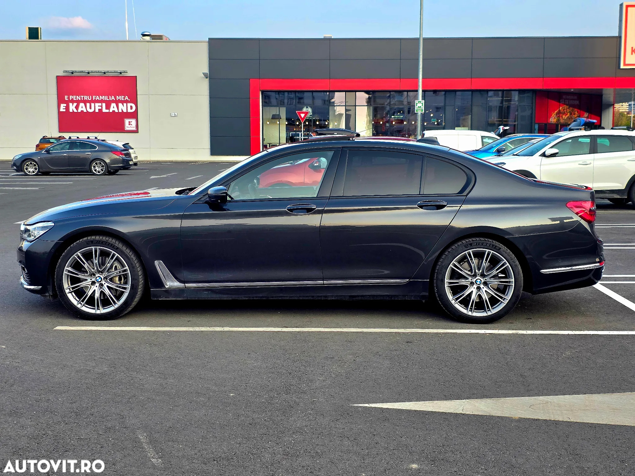 BMW Seria 7 740d xDrive - 7