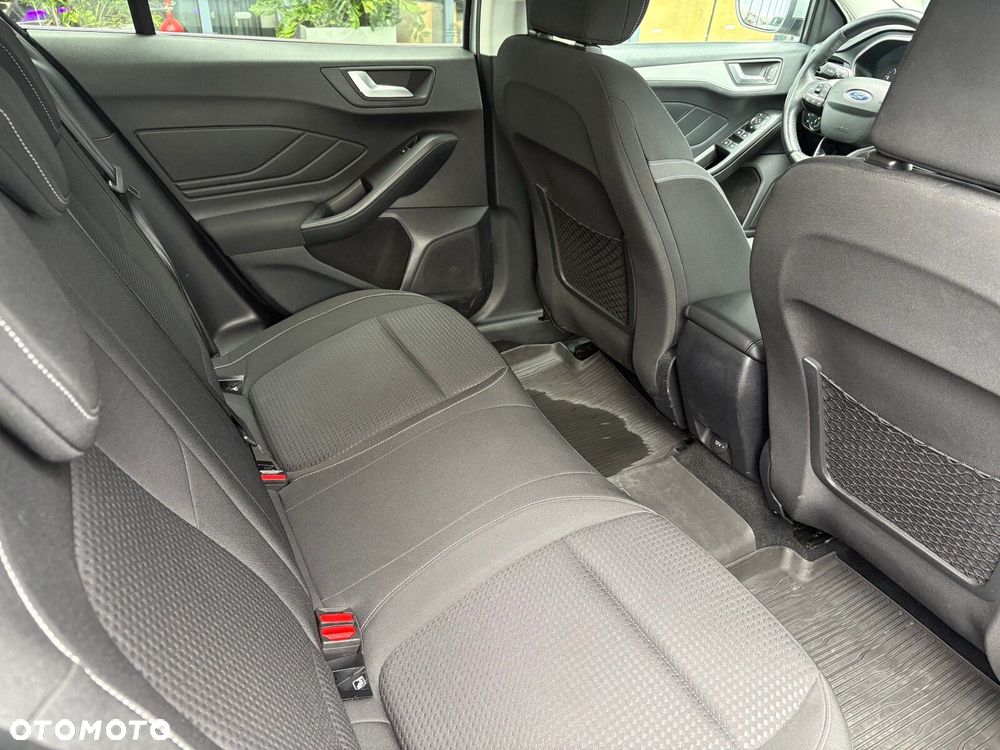 Ford Focus - 15