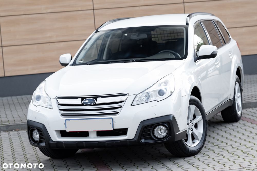 Subaru Outback 2.5i Lineartronic Comfort - 1
