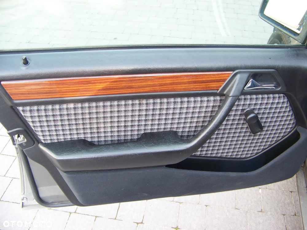 Mercedes-Benz Klasa E - 6