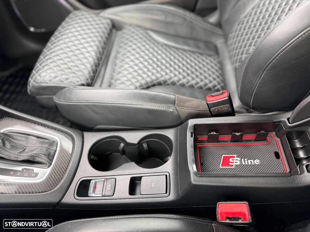 Audi Q3 2.0 TDI quattro S-line S tronic - 29