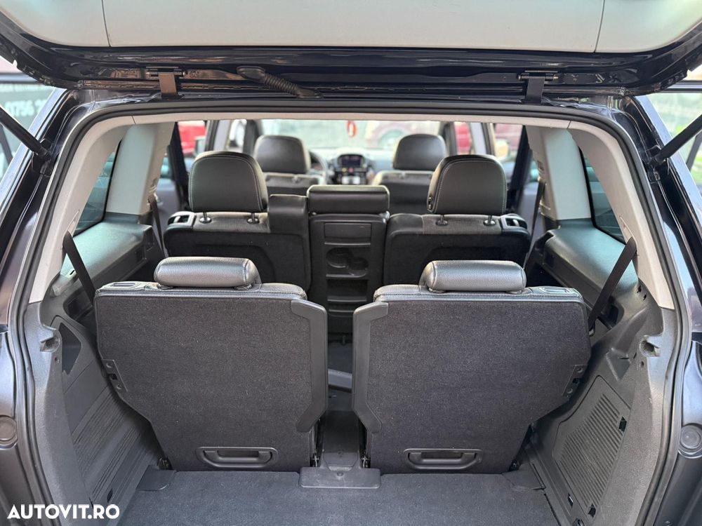 Opel Zafira - 8