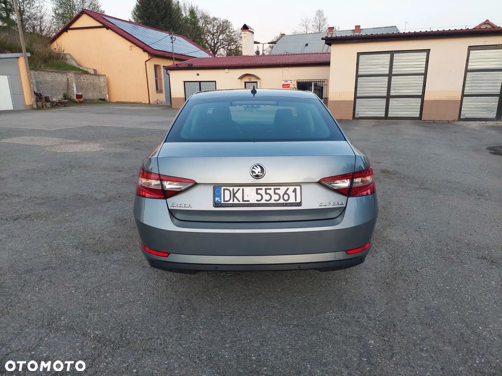 Skoda Superb 1.6 TDI Active - 17