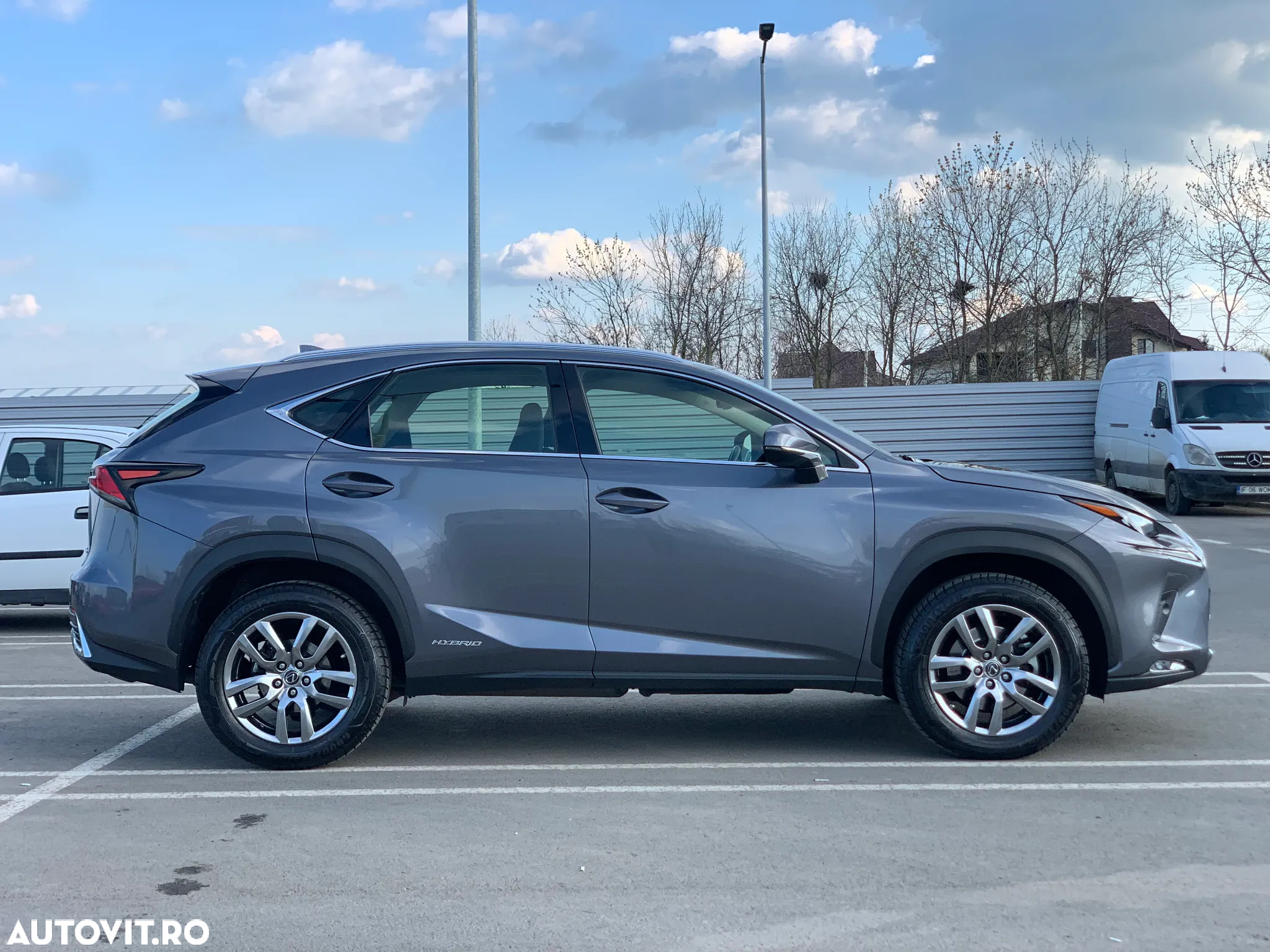 Lexus Seria NX - 5
