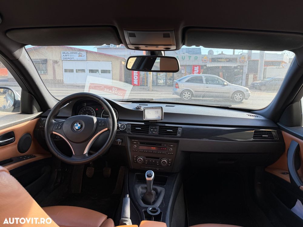 BMW Seria 3 318d - 9