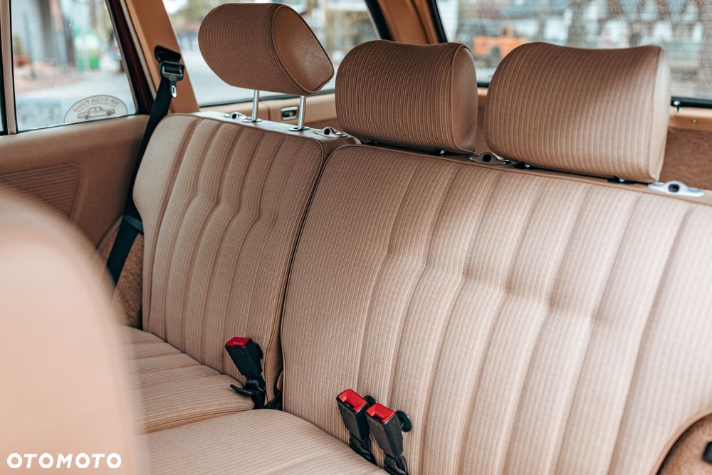 Mercedes-Benz W123 - 10