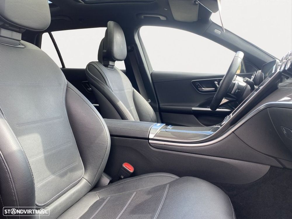 Mercedes-Benz C 300 d AMG Line - 13