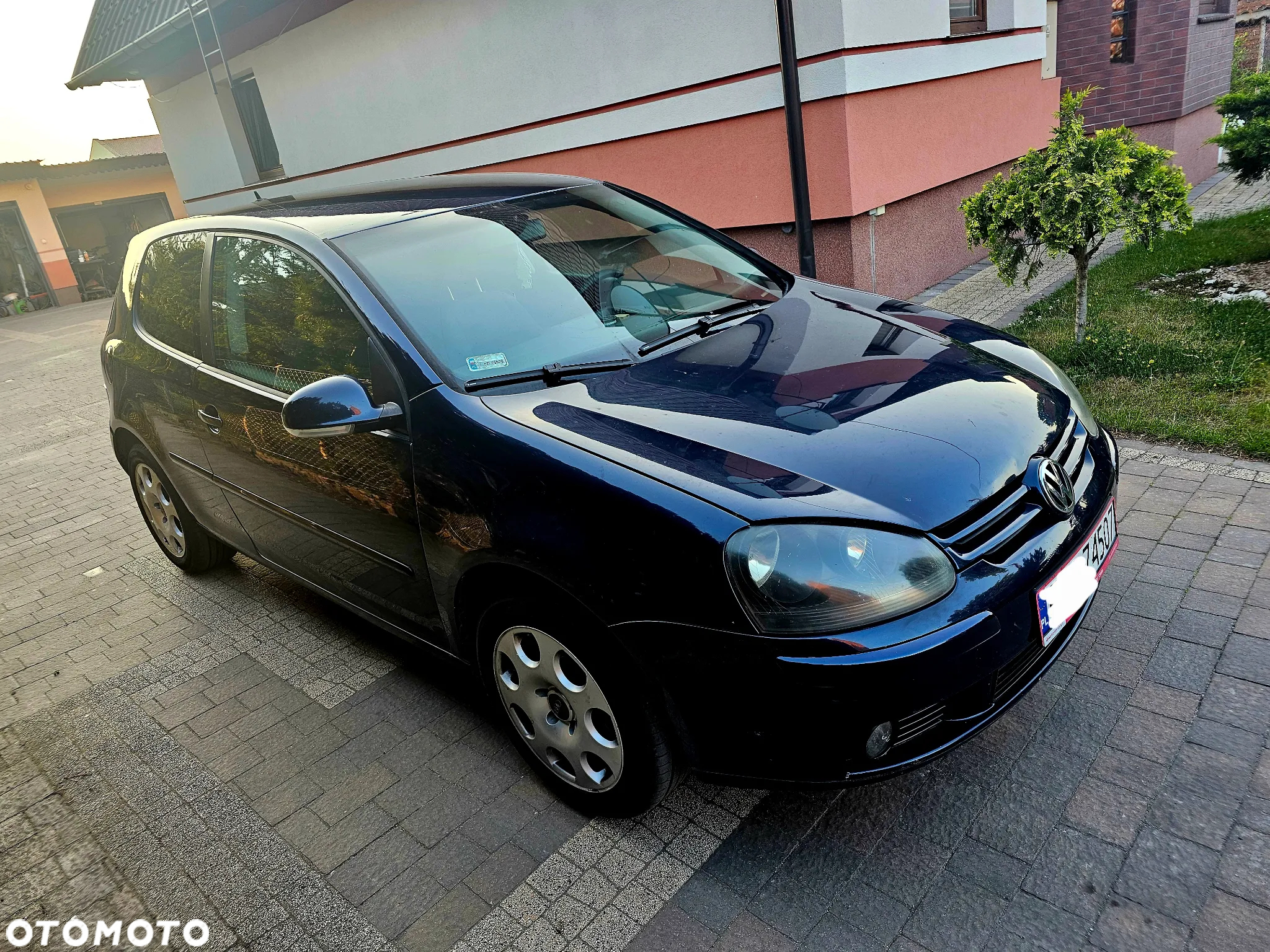 Volkswagen Golf V 1.9 TDI Sportline - 4