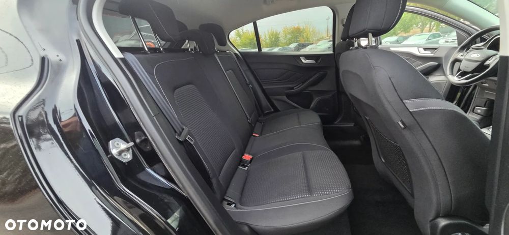 Ford Focus 1.0 EcoBoost STart-Stopp-System TITANIUM - 35