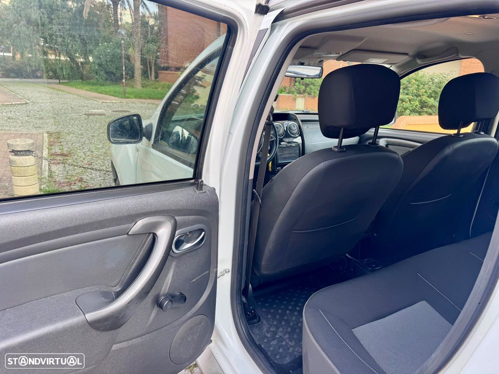 Dacia Duster 1.5 dCi SL Explorer 4WD - 10