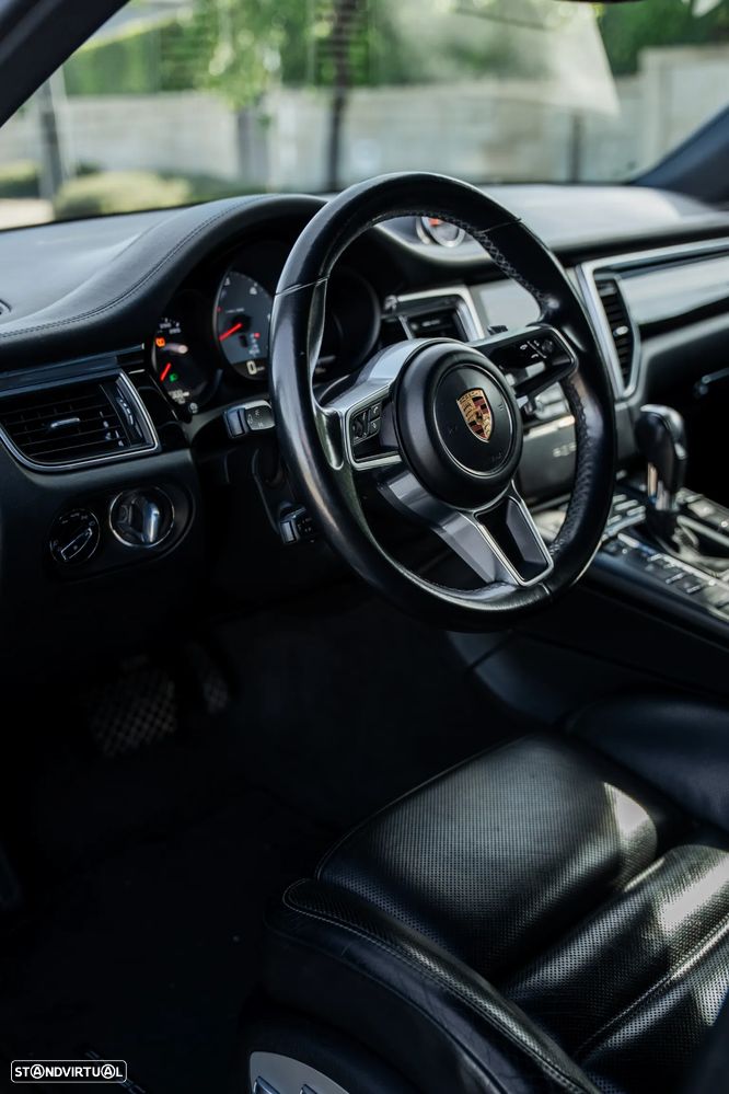 Porsche Macan S - 29