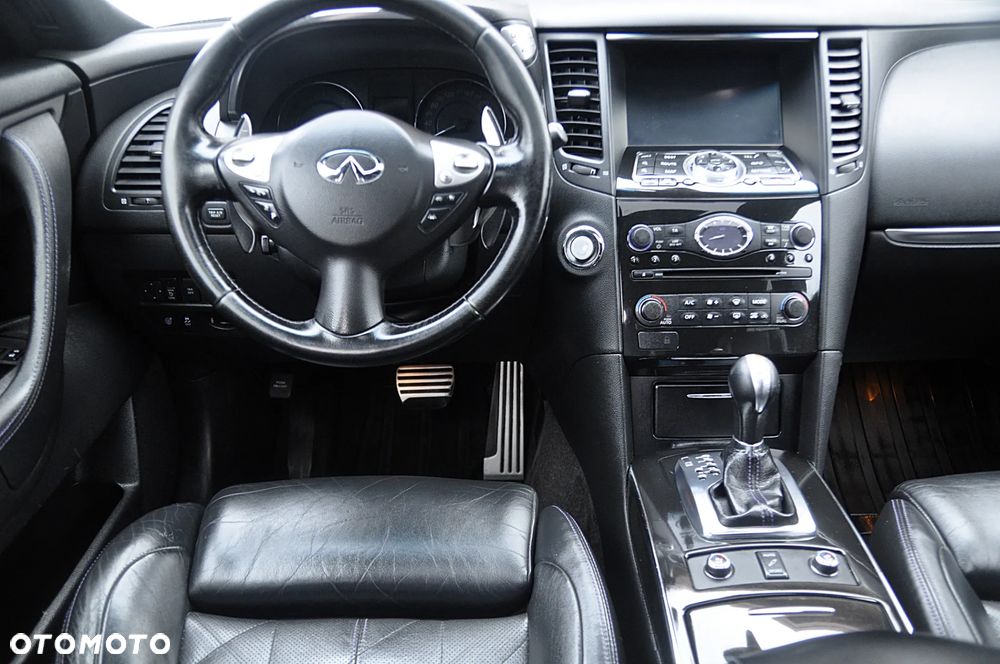 Infiniti QX70 3.0d S - 14