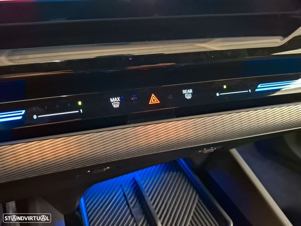 BMW 530 e Pack Desportivo M - 23