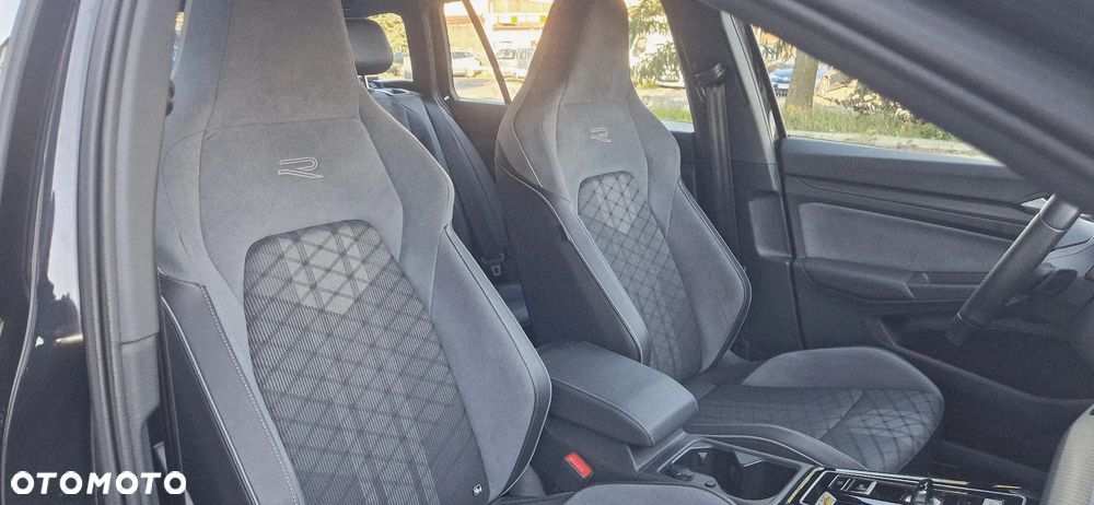 Volkswagen Golf 2.0 TDI SCR DSG R-Line - 13