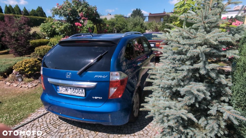 Honda FR-V - 3