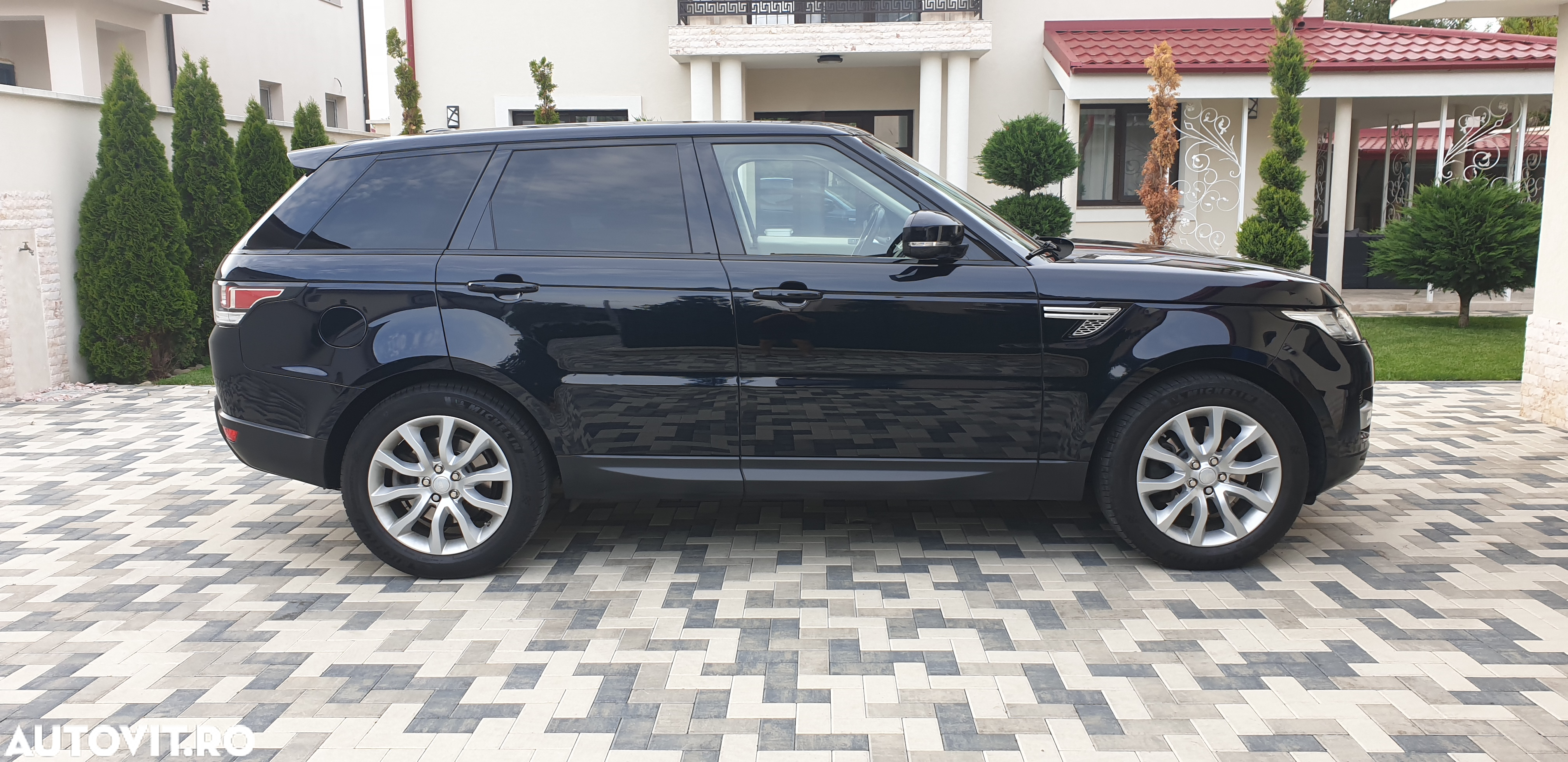 Land Rover Range Rover Sport 3.0 I TDV6 - 8