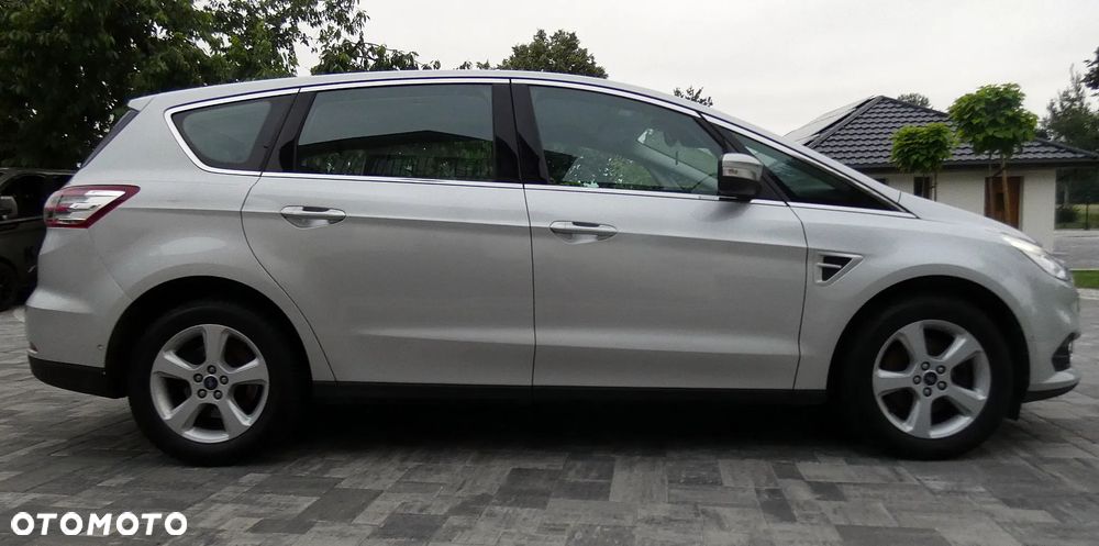 Ford S-Max 1.5 EcoBoost Titanium - 37
