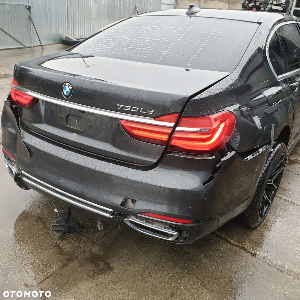 BMW 730LD G11 G12 KLAPA BAGAZNIKA KOMPLETNA A90