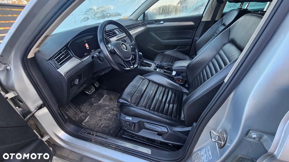 Volkswagen Passat Alltrack 2.0 TDI SCR 4Mot DSG7 - 8