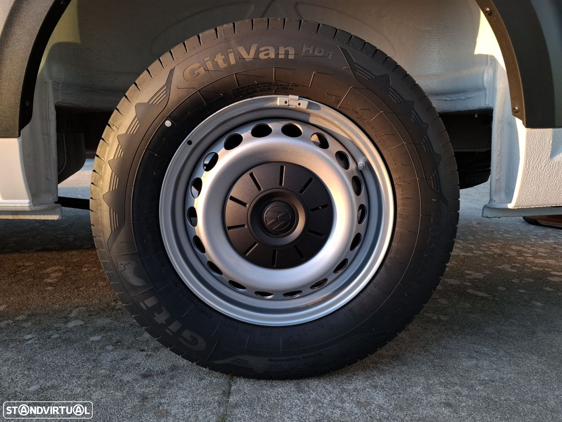 VW Crafter 35 CARGO L4H3 14,4M3 - 24