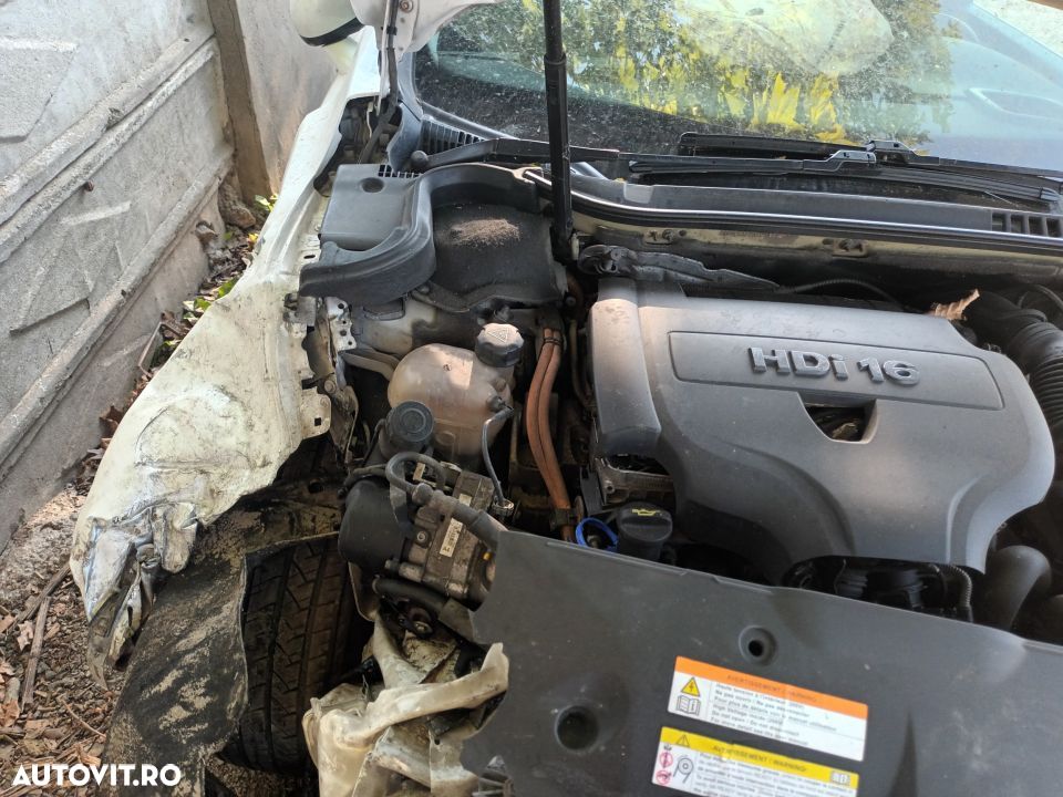 Dezmembrari  Peugeot 508  2010  > 0000 2.0 HDi Hybrid4 AWC Motorina - 3
