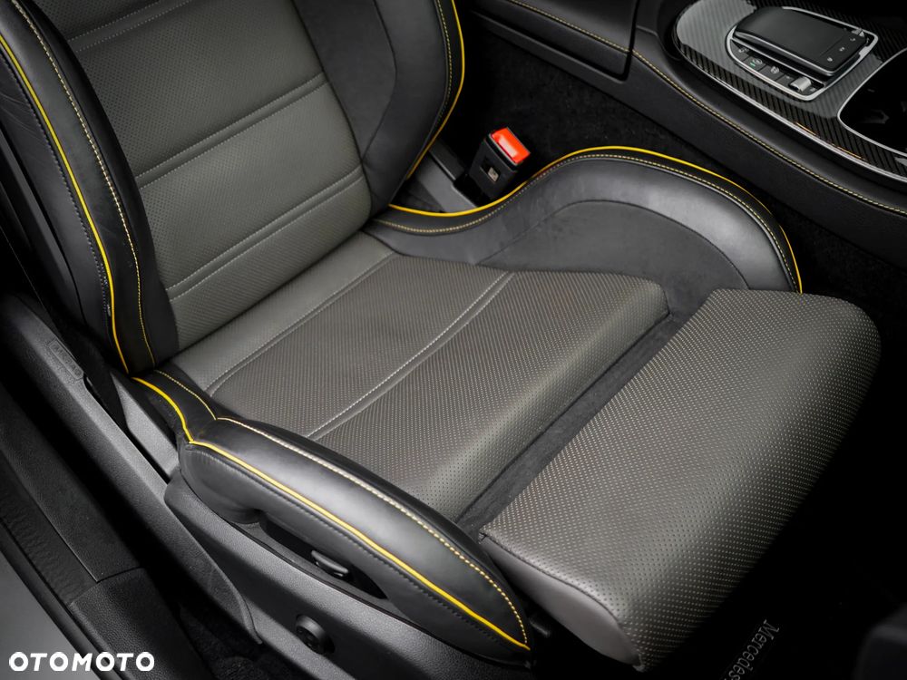 Mercedes-Benz Klasa E AMG 63 S 4Matic+ AMG Speedshift MCT-9G Final Edition - 34