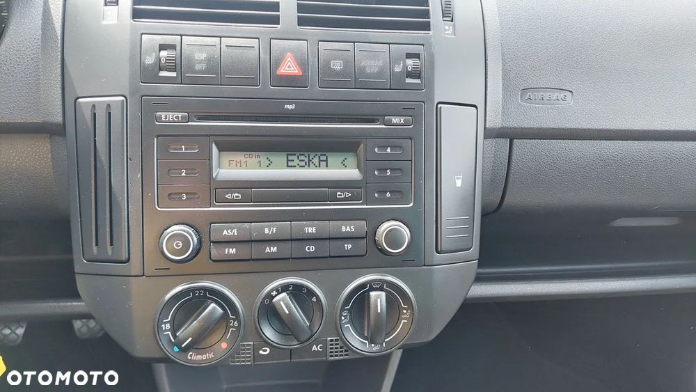 Volkswagen Polo - 11