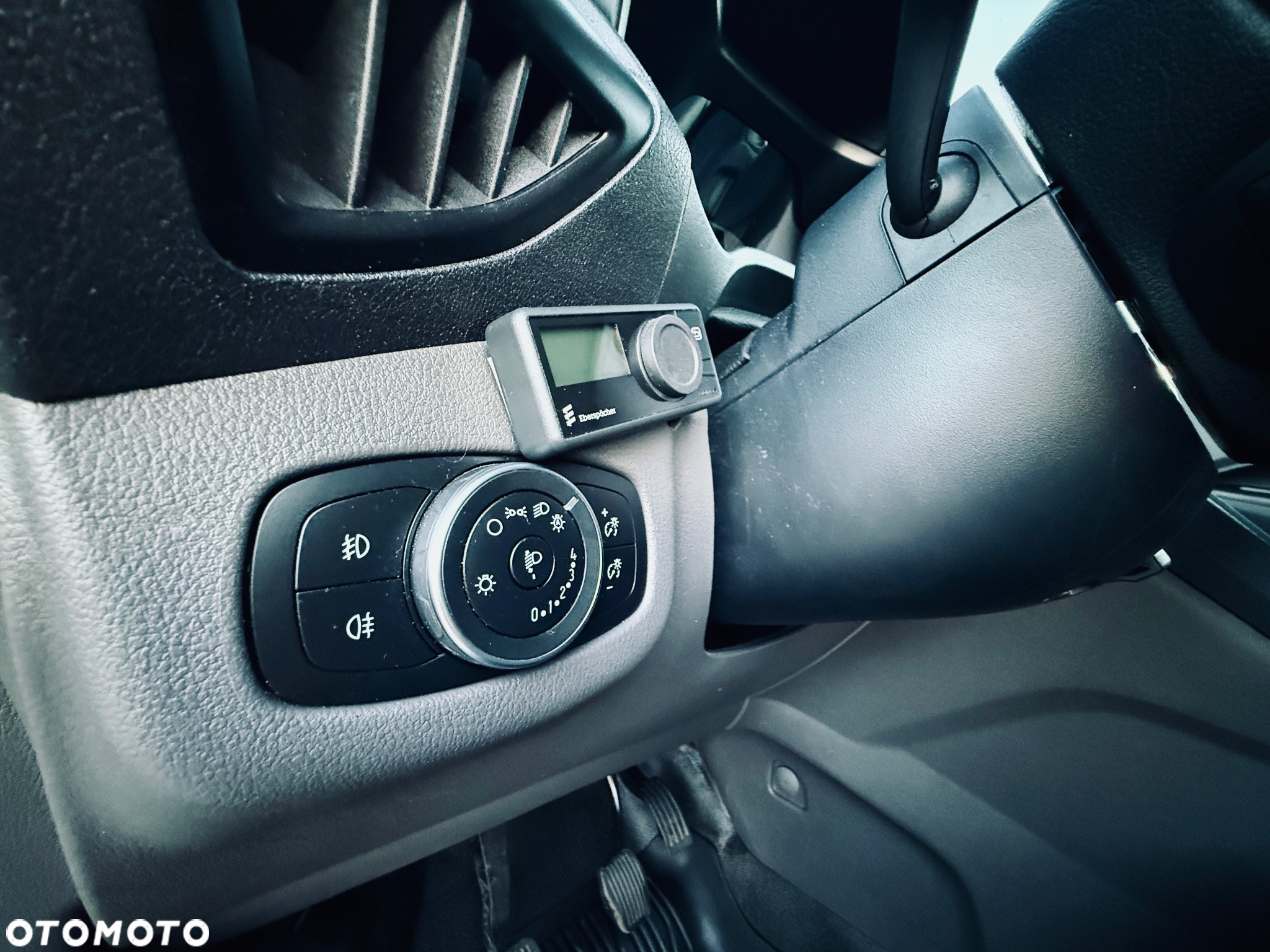 Ford Transit Connect - 7