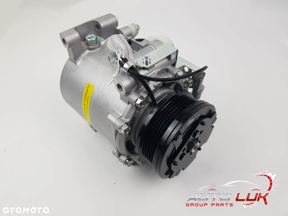 NOWY ORYGINALNY Kompresor Sprężarka klimatyzacji Mitsubishi Galant VI 89227 - 1