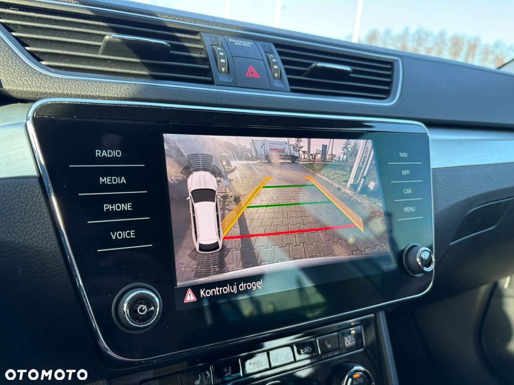Skoda Superb 2.0 TDI 4x4 Ambition - 16